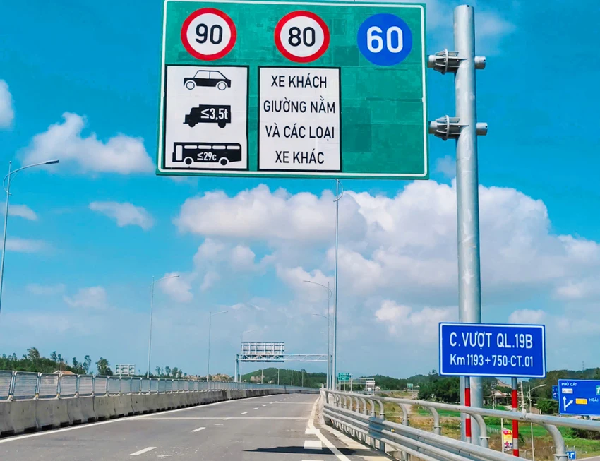 Cao-toc-Bac-Nam-Hoai-Nhon-Quy-Nhon-1.jpg