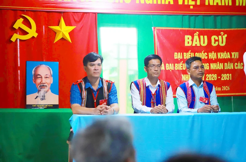 Bau-cu-som-o-Gia-Lai-7.jpg