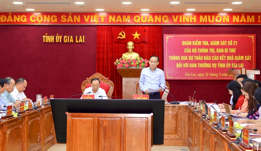 Doan-giam-sat-Trung-uong-lam-viec-vơi-Ban-thuong-vu-tinh-Gia-Lai.jpg