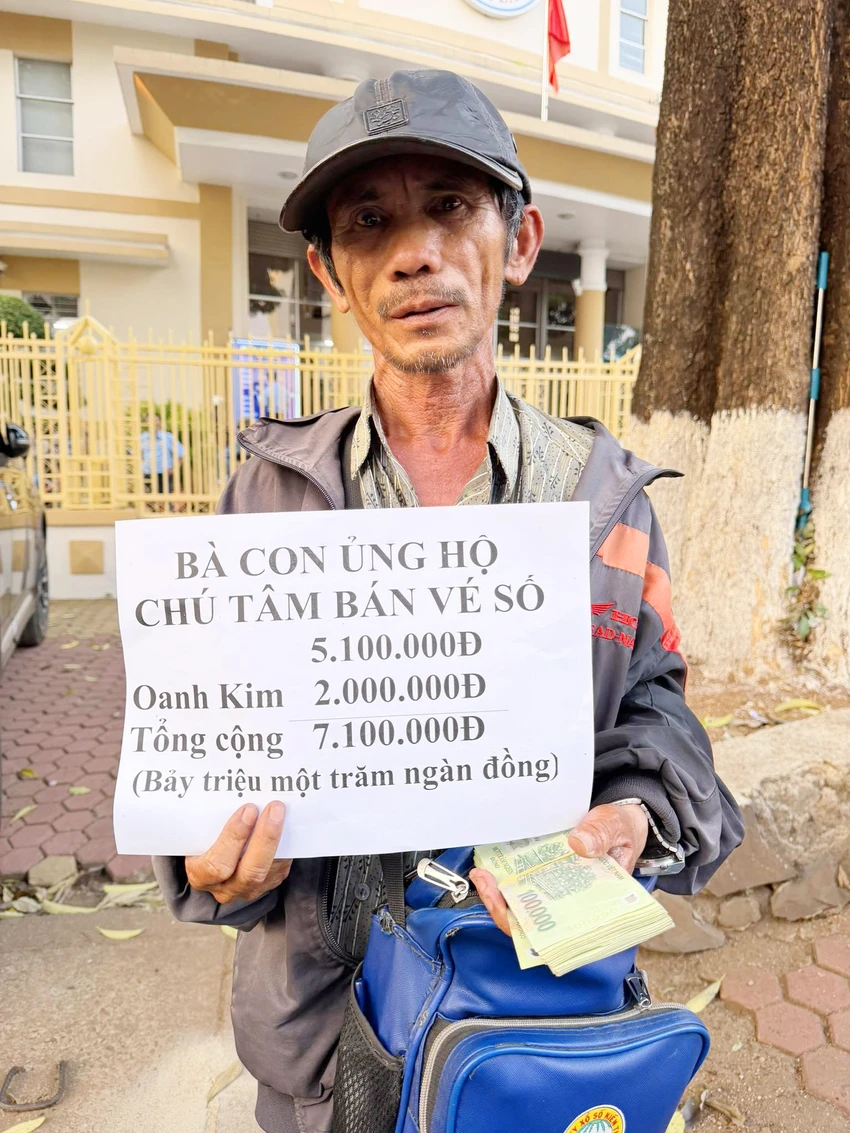 Ung-ho-chu-ban-ve-so-Gia-Lai-3.jpg