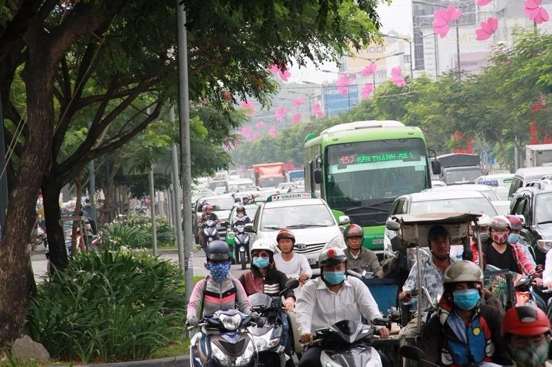tháo gỡ kẹt xe