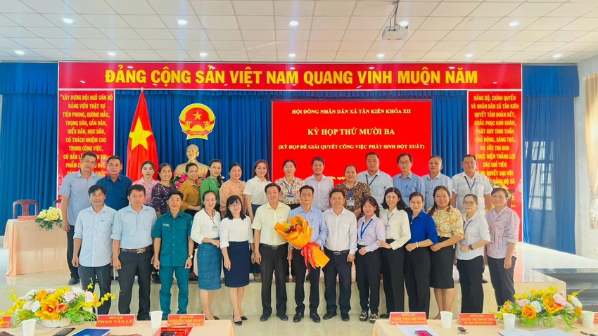 huyen-binh-chanh-2.jpg