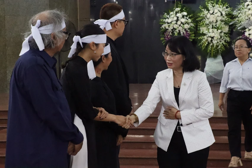 P12-them-anhphu.jpg