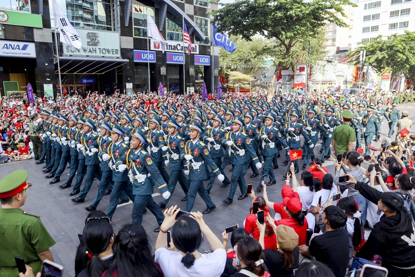 hoa-binh (1).jpg