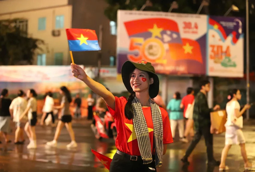 p14 Náo nức mừng Đại lễ.jpg