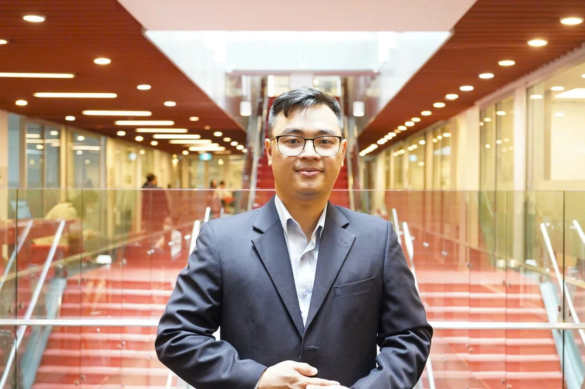 p10-11 Tiến sĩ Phan Thanh Chung.jpg