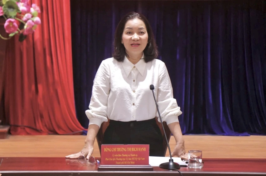 P45_Cot phai_h1_TRUONG THI BICH HANH.jpg