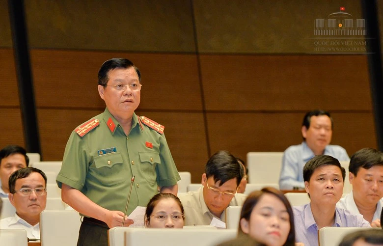 Phó GĐ Công an Hà Nội bác việc công an đánh ông Kình ảnh 1 Phó GĐ Công an Hà Nội bác việc công an đánh ông Kình ảnh 1