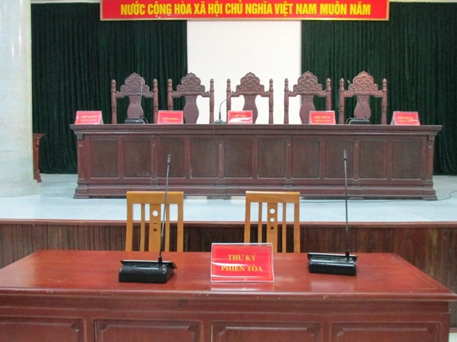 Toàn cảnh một ngày trước phiên xử ông Đinh La Thăng