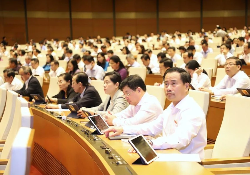 Quốc hội thông qua dự án Luật Kinh doanh bảo hiểm (sửa đổi). Ảnh: HOÀNG HẢI Quốc hội thông qua dự án Luật Kinh doanh bảo hiểm (sửa đổi). Ảnh: HOÀNG HẢI