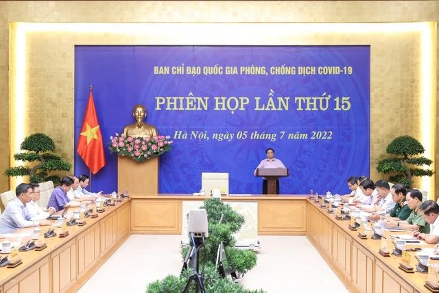 Thủ tướng Phạm Minh Chính chủ trì phiên họp Ban chỉ đạo phòng, chống dịch COVID-19 lần thứ 15. Ảnh: VGP