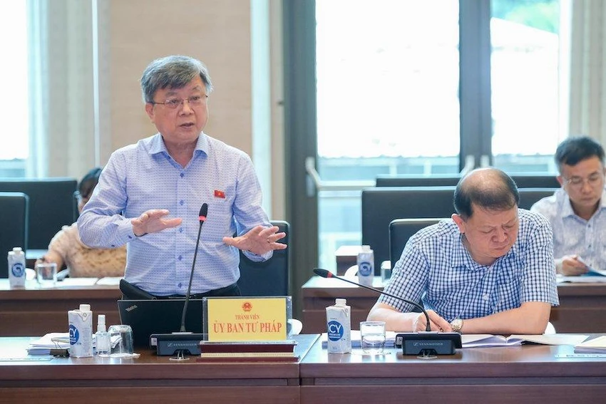 ĐBQH Trương Trọng Nghĩa phát biểu trong phiên họp. Ảnh: PHẠM THÀNH ĐBQH Trương Trọng Nghĩa phát biểu trong phiên họp. Ảnh: PHẠM THÀNH
