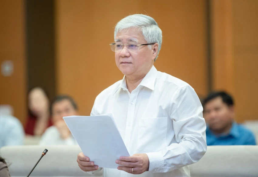 Chủ tịch Ủy ban Trung ương MTTQ Việt Nam Đỗ Văn Chiến Chủ tịch Ủy ban Trung ương MTTQ Việt Nam Đỗ Văn Chiến