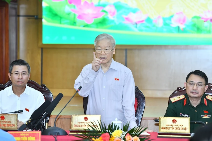 Tổng Bí thư Nguyễn Phú Trọng hồi đáp ý kiến cử tri. Ảnh: HOÀNG HẢI Tổng Bí thư Nguyễn Phú Trọng hồi đáp ý kiến cử tri. Ảnh: HOÀNG HẢI