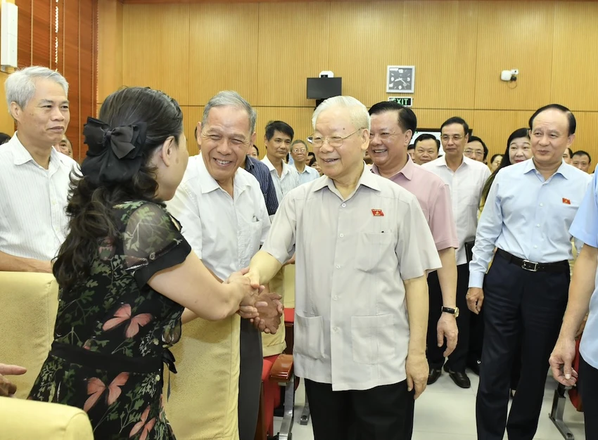 Tổng Bí thư Nguyễn Phú Trọng tại Hội nghị tiếp xúc cử tri sáng 1-7. Ảnh: ĐĂNG KHOA Tổng Bí thư Nguyễn Phú Trọng tại Hội nghị tiếp xúc cử tri sáng 1-7. Ảnh: ĐĂNG KHOA