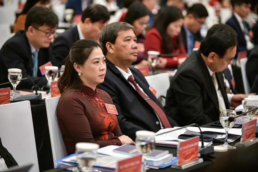 Dai-bieu-du-hoi-nghi25-3.jpeg