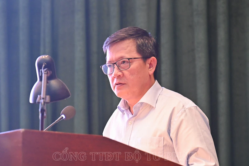 Thu-truong-Bo-Tu-phap-Mai-Luong-Khoi.jpg
