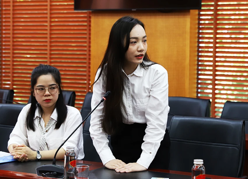 Bo-Noi-vu-tuyen-cong-chuc11-7.jpeg
