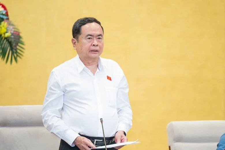 Phó Chủ tịch Quốc hội: “Không đồng ý đào khoáng sản để bán ra ngoài”