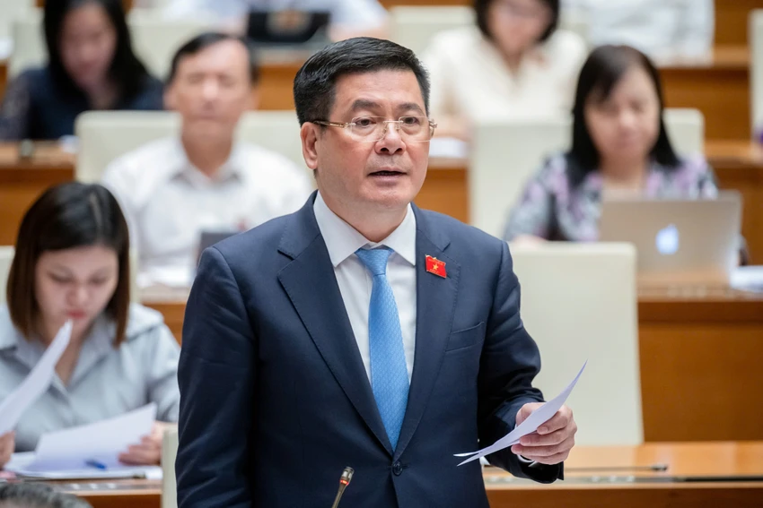 Bo-truong-Cong-thuong-Nguyen-Hong-Dien.jpg