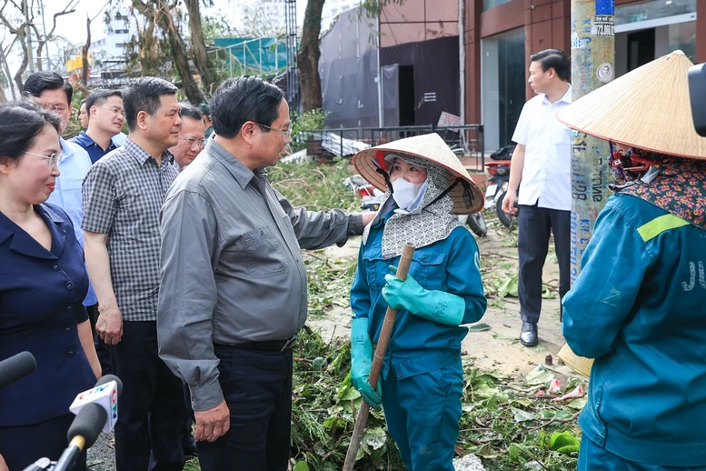 Thu-tuong-Pham-Minh-Chinh-thi-sat-tai-Quang-Ninh2.jpg