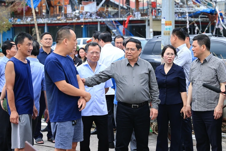 Thu-tuong-Pham-Minh-Chinh-thi-sat-tai-Quang-Ninh4.jpg