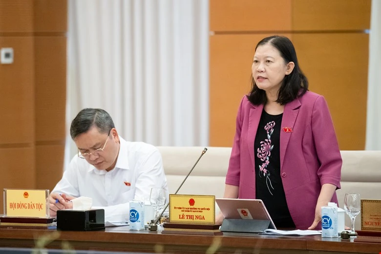 Chu-nhiem-Uy-ban-Tu-phap-Le-Thi-Nga9-10.jpg