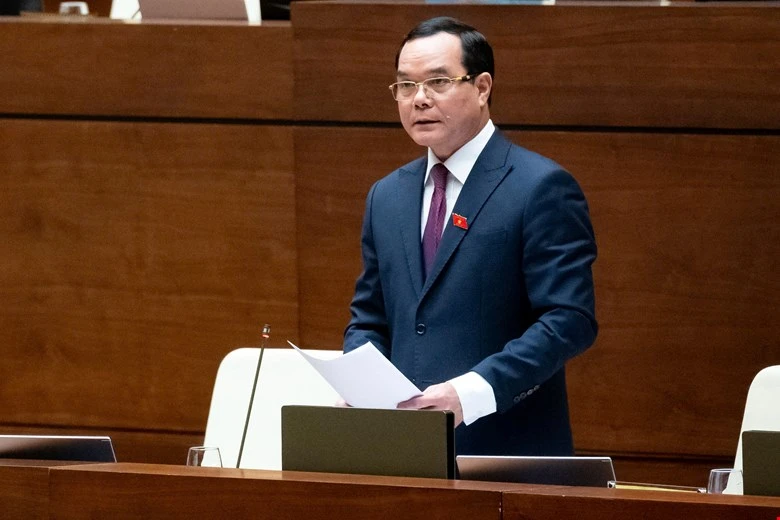 ong-Nguyen-Dinh-Khang.jpg