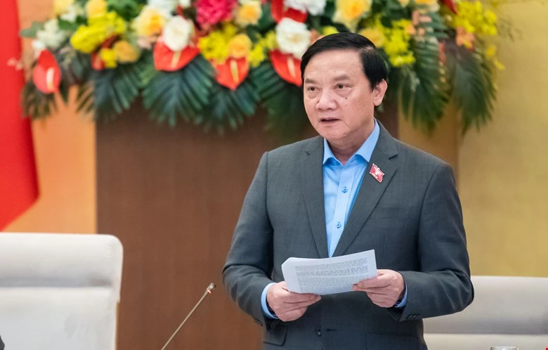 Pho-Chu-tich-Quoc-hoi-Nguyen-Khac-Dinh6-2.jpg