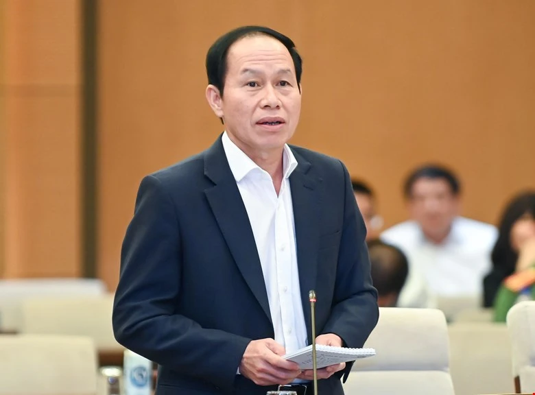 ong-Le-Tien-Chau.jpg