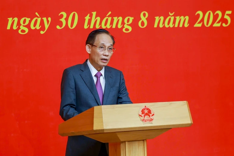 ong-Le-Hoai-Trung1.jpg