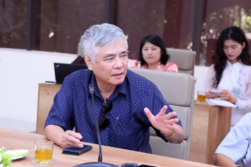 ong-Nguyen-Van-Phuc.jpg