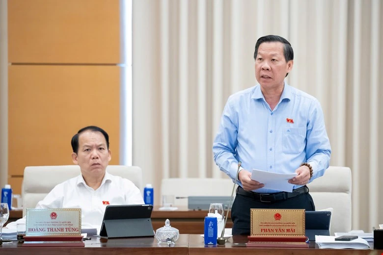 ong-Phan-Van-Mai.jpg