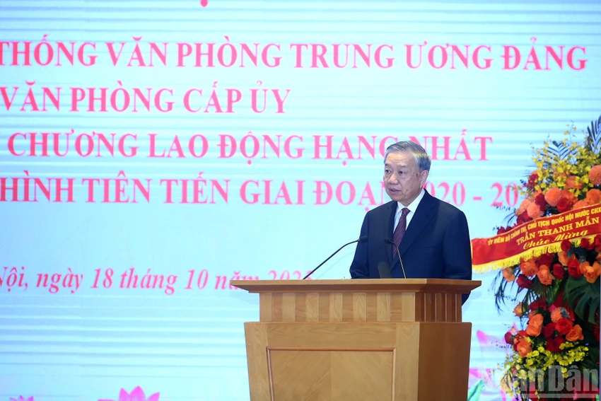 Cán bộ Văn phòng Trung ương Đảng nhiều đêm không ngủ, có những lúc 'chạy nước rút' trước 'giờ G' tổng bí thư