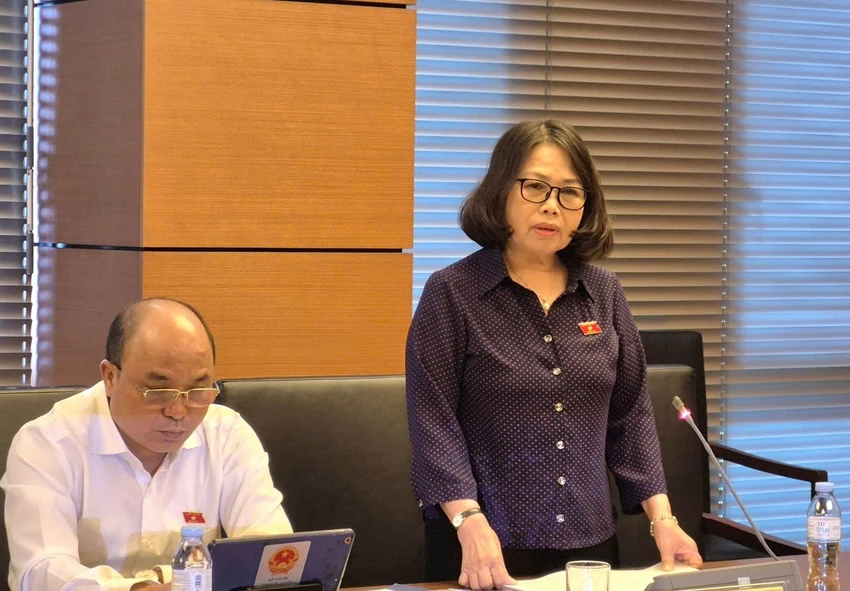co-so-o-TP.HCM-can-bo-cong-chuc-doi-du-toi-2.000-nguoi.jpg