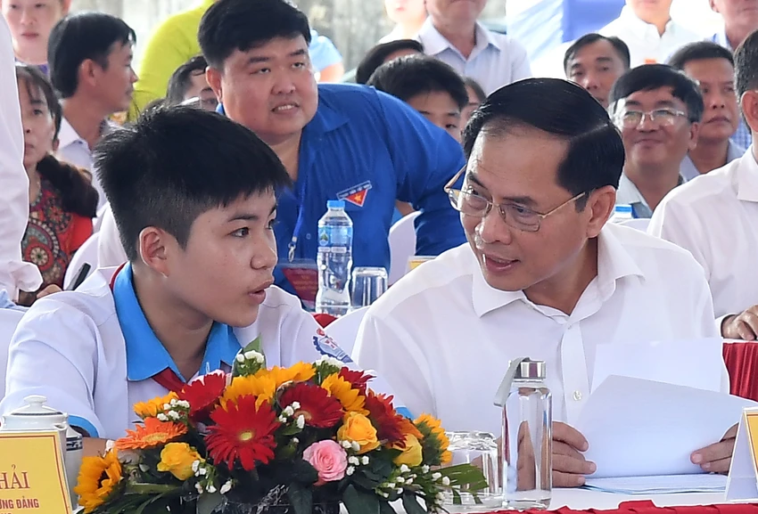 Pho-Thu-tuong-Bui-Thanh-Son.jpg
