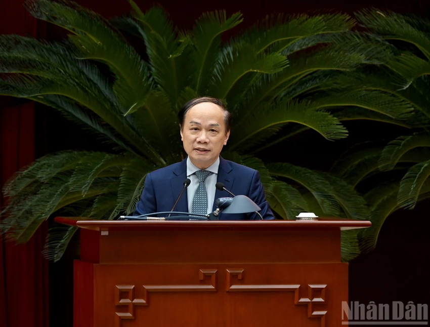 ong-Pham-Tat-Thang.jpg
