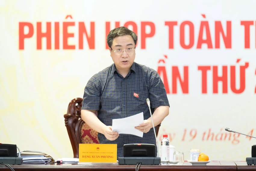 Pho-Chu-nhiem-Uy-ban-Van-hoa-xa-hoi-Dang-Xuan-Phuong.jpg