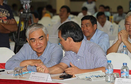 Kiếm tiền và tiêu tiền ảnh 1