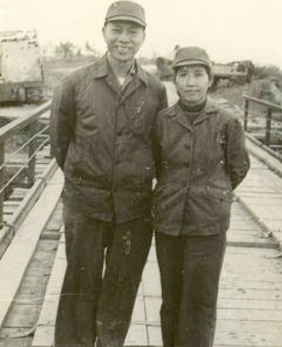Đám cưới trên nòng pháo (*) ảnh 3
