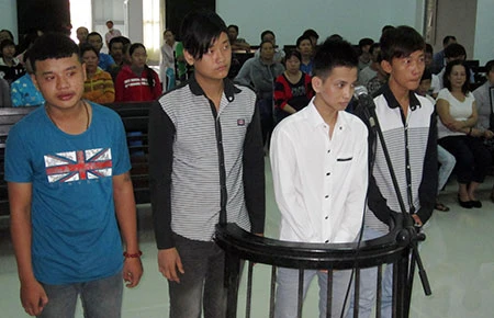 Vì một câu nói mà một người chết, bốn kẻ vào tù ảnh 1 Vì một câu nói mà một người chết, bốn kẻ vào tù ảnh 1