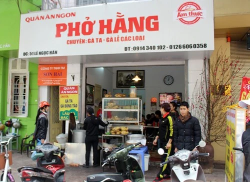 Trả lại 80 triệu đồng cho khách ăn phở để quên ảnh 1 Trả lại 80 triệu đồng cho khách ăn phở để quên ảnh 1