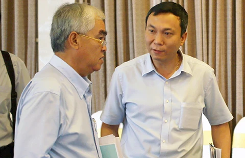 Từ ‘đánh bùn sang ao’ đến vẽ chuyện chủ tịch mới ảnh 1 Từ ‘đánh bùn sang ao’ đến vẽ chuyện chủ tịch mới ảnh 1