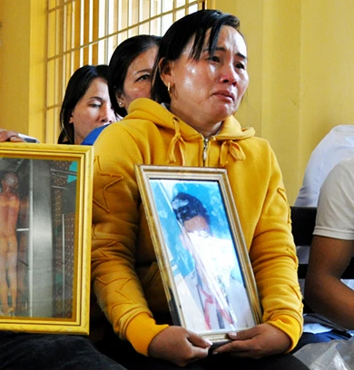 Vụ công an viên đánh chết học sinh: Bỏ lọt tội phạm? ảnh 2 Vụ công an viên đánh chết học sinh: Bỏ lọt tội phạm? ảnh 2