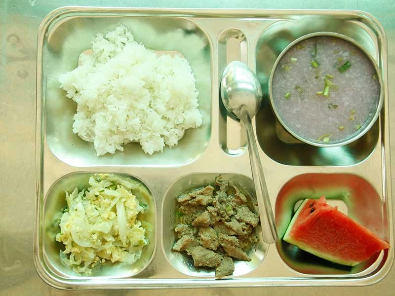 Đảm bảo dinh dưỡng cho bữa ăn học đường ảnh 2 Đảm bảo dinh dưỡng cho bữa ăn học đường ảnh 2