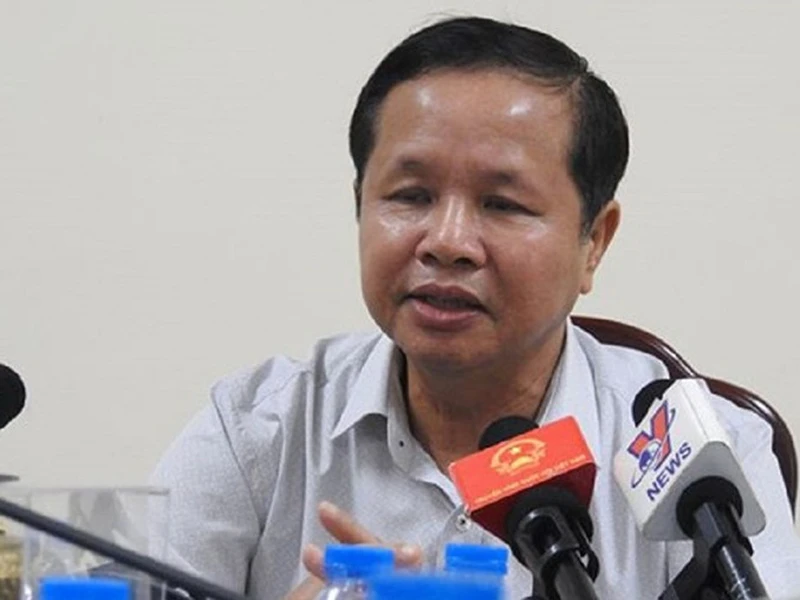 Bắt giam hiệu phó và cán bộ khảo thí Sở Giáo dục ảnh 3 Bắt giam hiệu phó và cán bộ khảo thí Sở Giáo dục ảnh 3