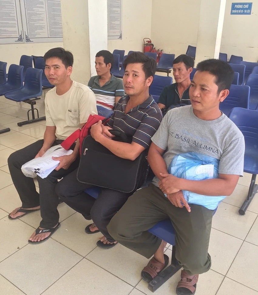 Cục Kiểm lâm lên tiếng về vụ cưa gỗ khô bị tội ảnh 2 Cục Kiểm lâm lên tiếng về vụ cưa gỗ khô bị tội ảnh 2
