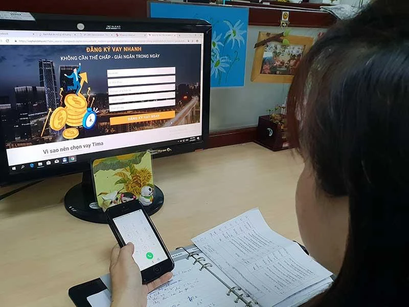 Khủng khiếp tín dụng đen kiểu mới: Lãi suất còn hơn trấn lột ảnh 2 Khủng khiếp tín dụng đen kiểu mới: Lãi suất còn hơn trấn lột ảnh 2