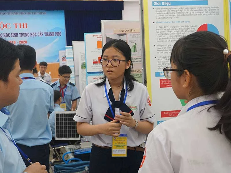 Sản phẩm khoa học của học sinh tạo ấn tượng mạnh ảnh 2 Sản phẩm khoa học của học sinh tạo ấn tượng mạnh ảnh 2