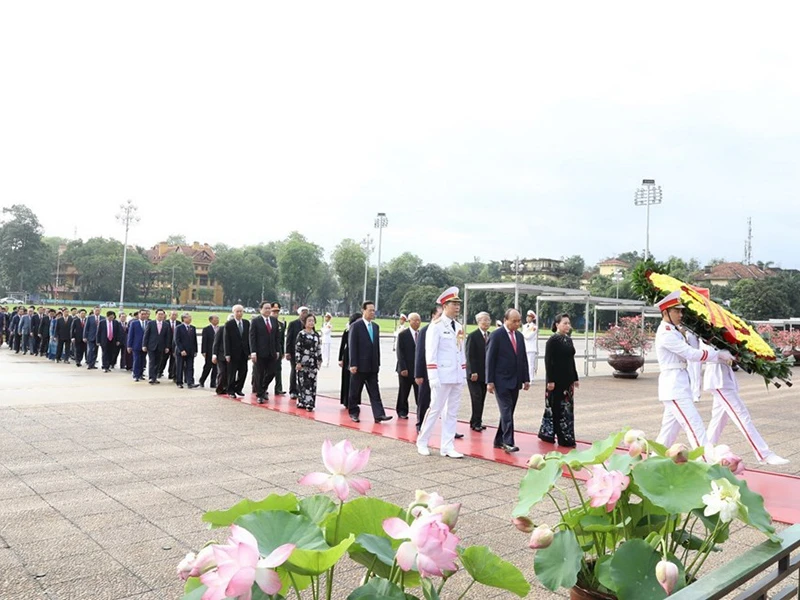 Học Bác: Hết lòng, hết sức phụng sự Tổ quốc, phục vụ nhân dân ảnh 2 Học Bác: Hết lòng, hết sức phụng sự Tổ quốc, phục vụ nhân dân ảnh 2